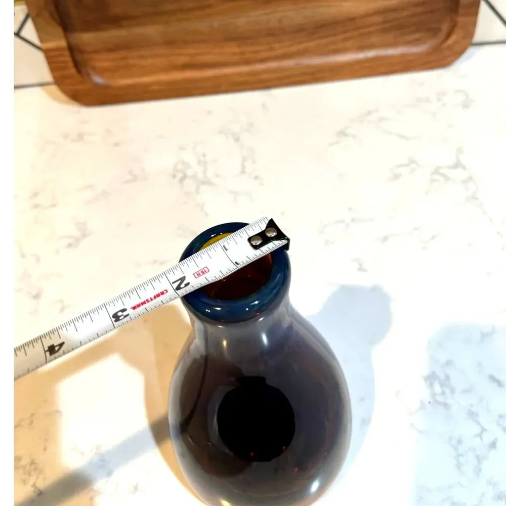 Vintage handblown glass vase signed Williams 77 teardrop" or "bud" vase - Picture 15 of 16